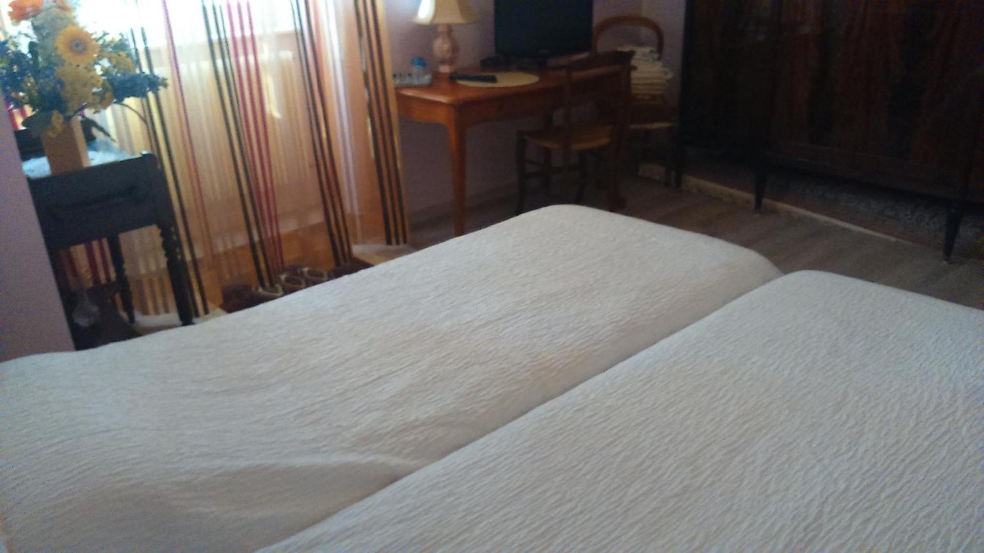 Chambres D'Hotes Saint Roch Tournecoupe Phòng bức ảnh